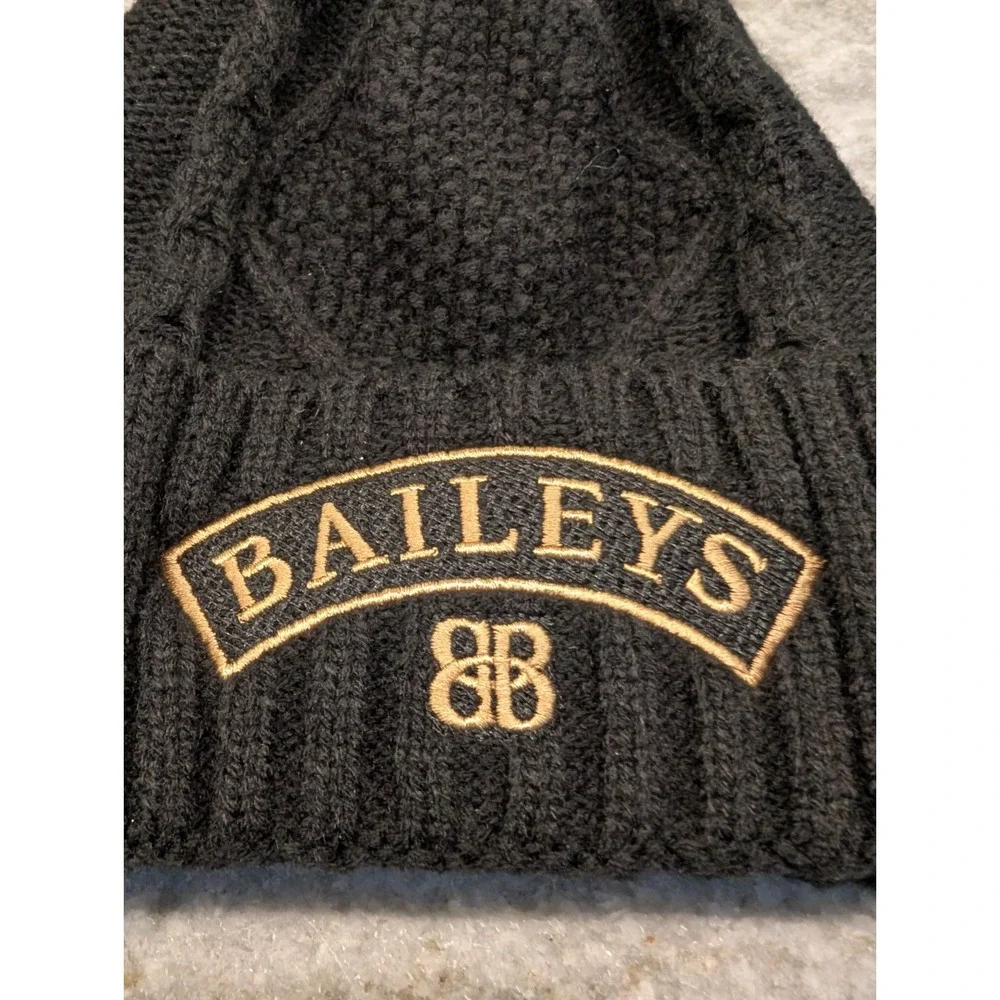Baileys Irish‎ Cream Liqueur Winter Pom Hat